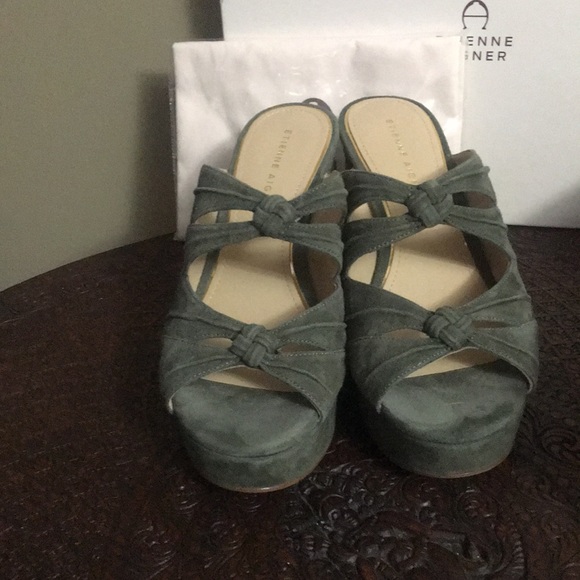 Suede wedges - Picture 5 of 5